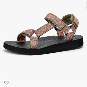 Yocci womens waterproof hiking sandals